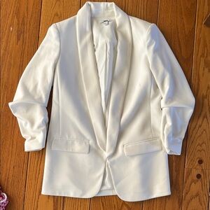 Bar III Cream Blazer with Shawl Lapel and Ruched Sleeves